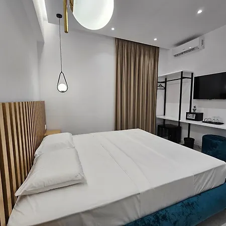 Memaj Aparthotel Ksamil