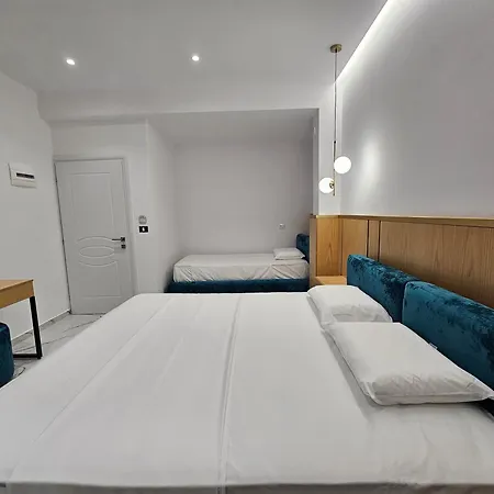 Memaj Aparthotel 3*