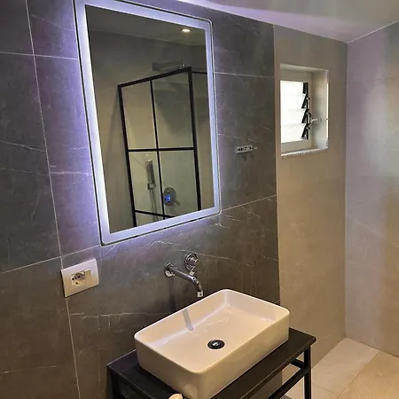 Memaj Lejlighedshotel Ksamil