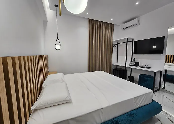 Memaj Apart Otel Ksamil