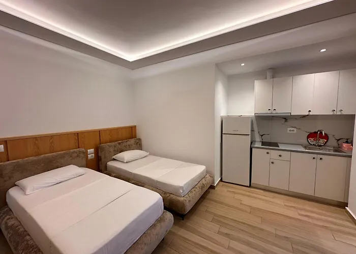 Memaj Apart Otel Ksamil